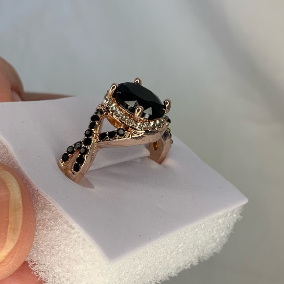 🖤 New Large Oval Stone Ring Wedding Party Engagement Ring for woman - Picture 6 of 9